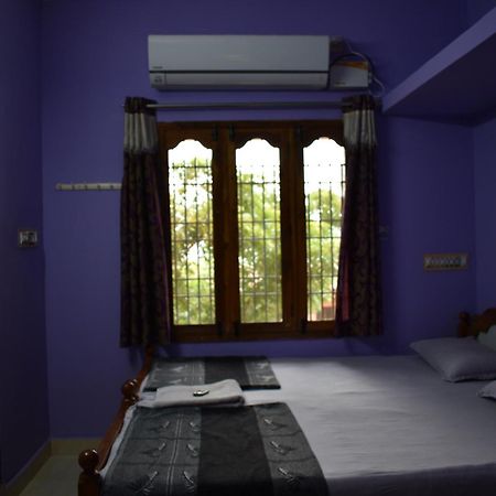 Rainbow Guest House Tiruvannāmalai Екстериор снимка