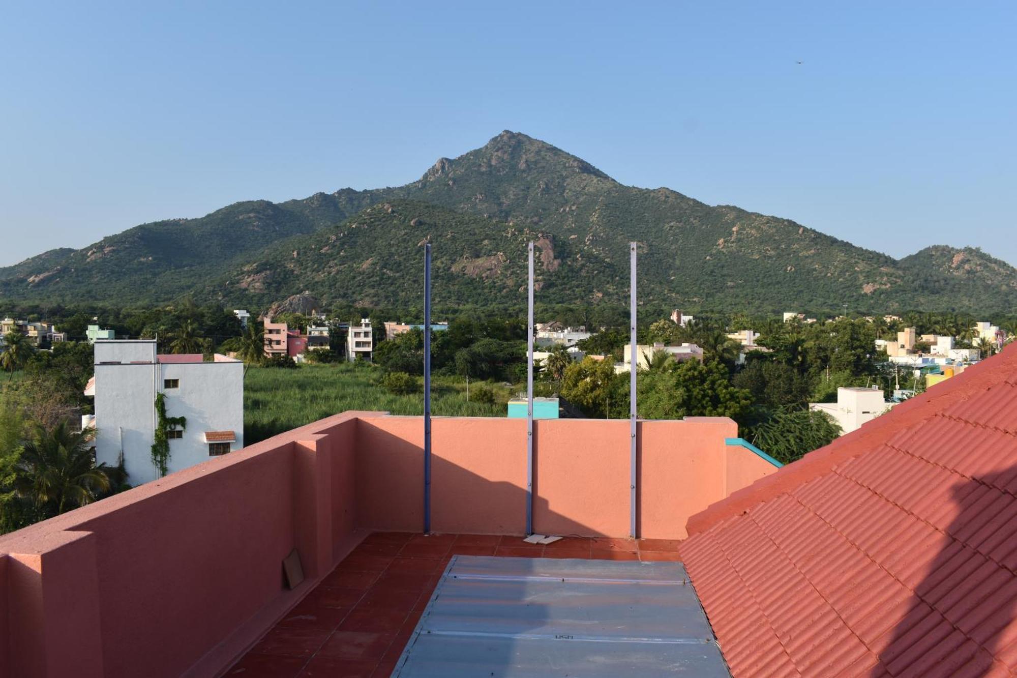 Rainbow Guest House Tiruvannāmalai Екстериор снимка