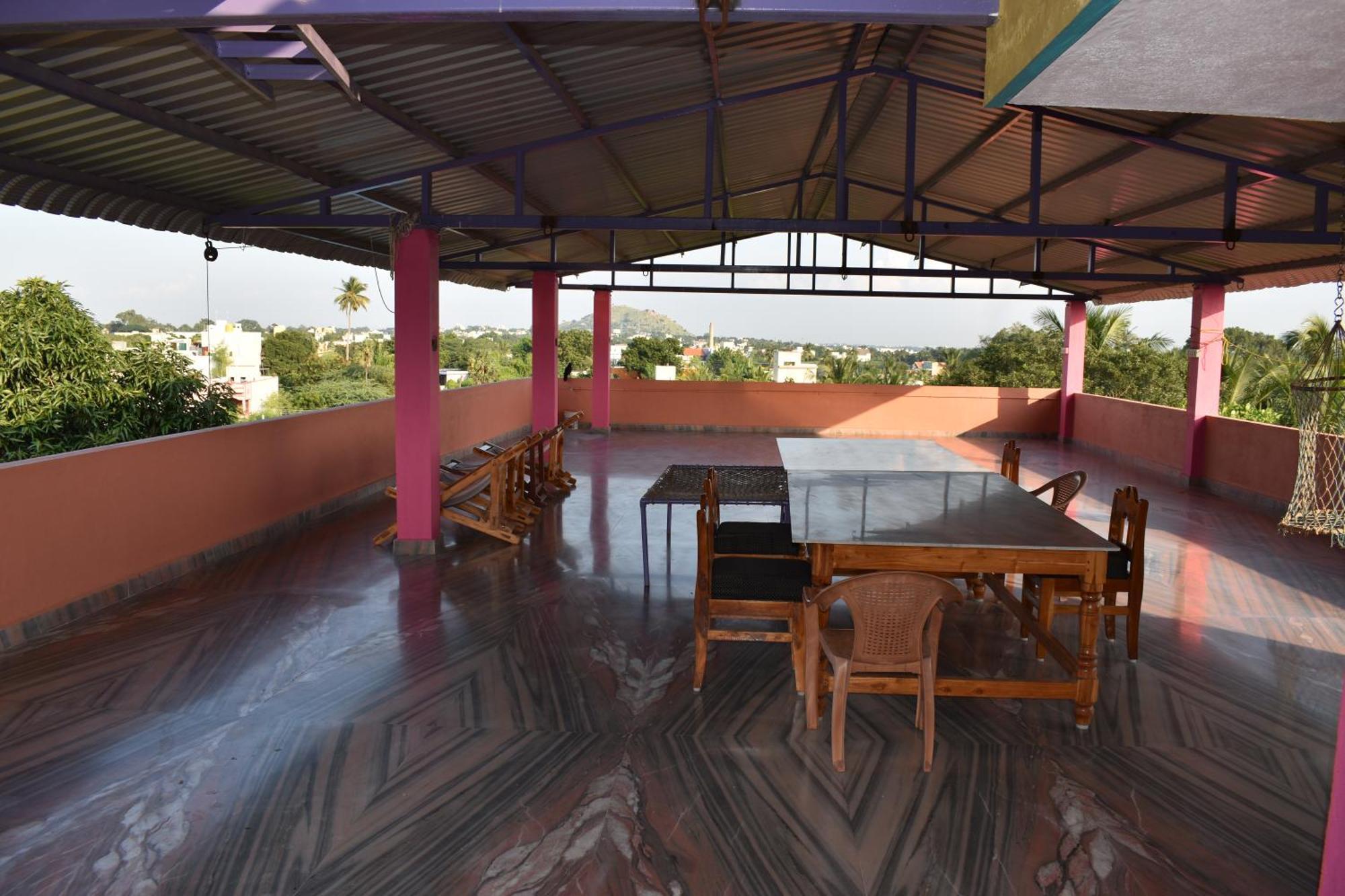 Rainbow Guest House Tiruvannāmalai Екстериор снимка