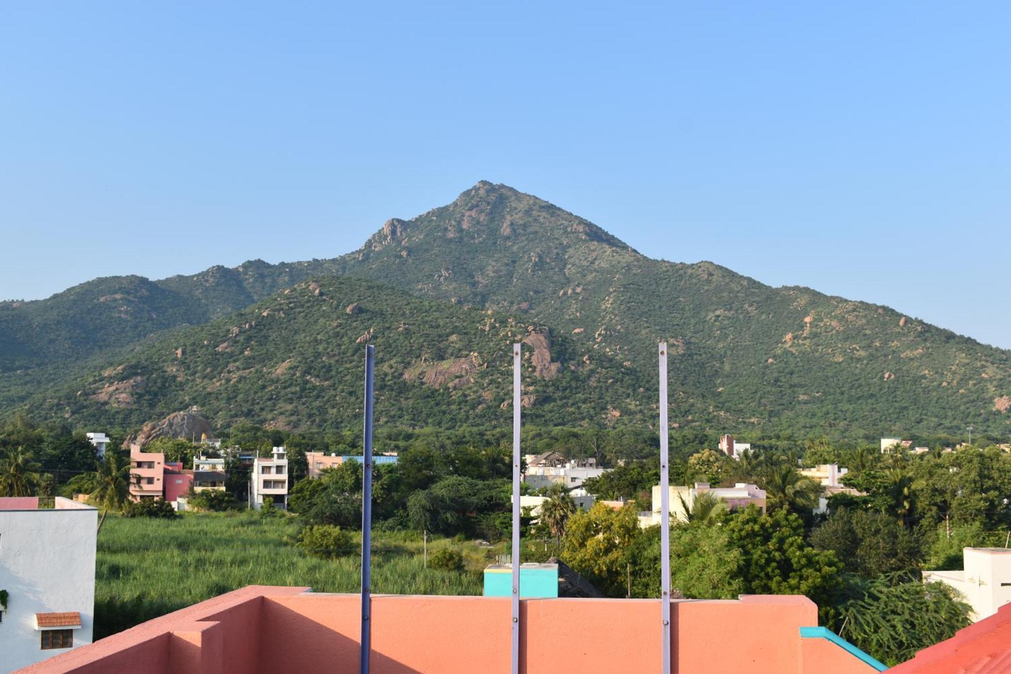 Rainbow Guest House Tiruvannāmalai Екстериор снимка