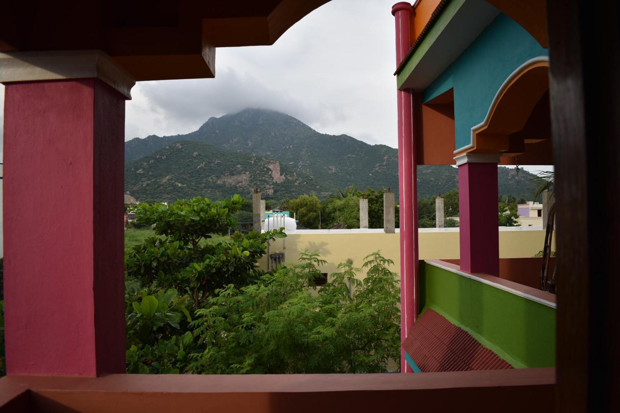 Rainbow Guest House Tiruvannāmalai Екстериор снимка