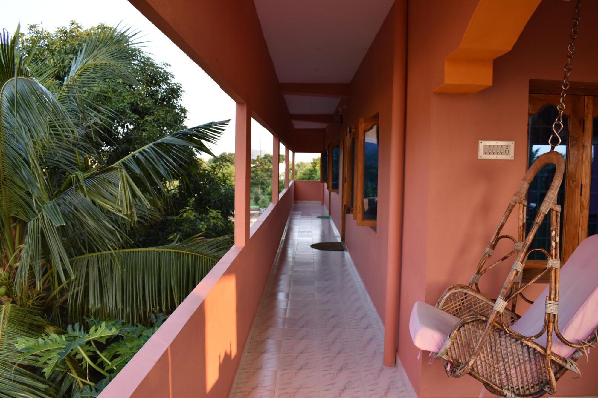 Rainbow Guest House Tiruvannāmalai Екстериор снимка