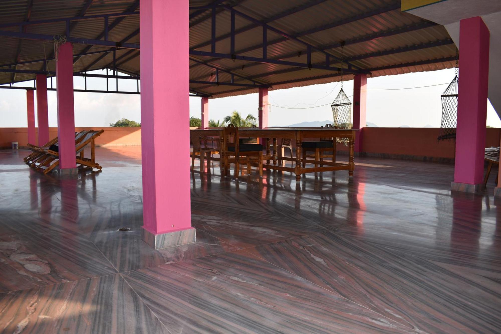 Rainbow Guest House Tiruvannāmalai Екстериор снимка
