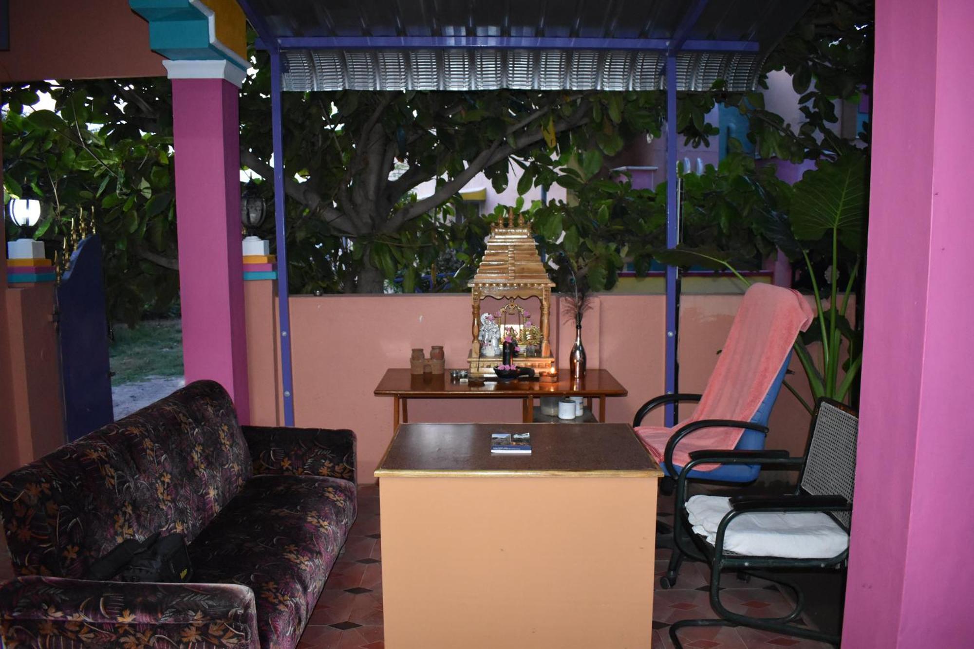 Rainbow Guest House Tiruvannāmalai Екстериор снимка