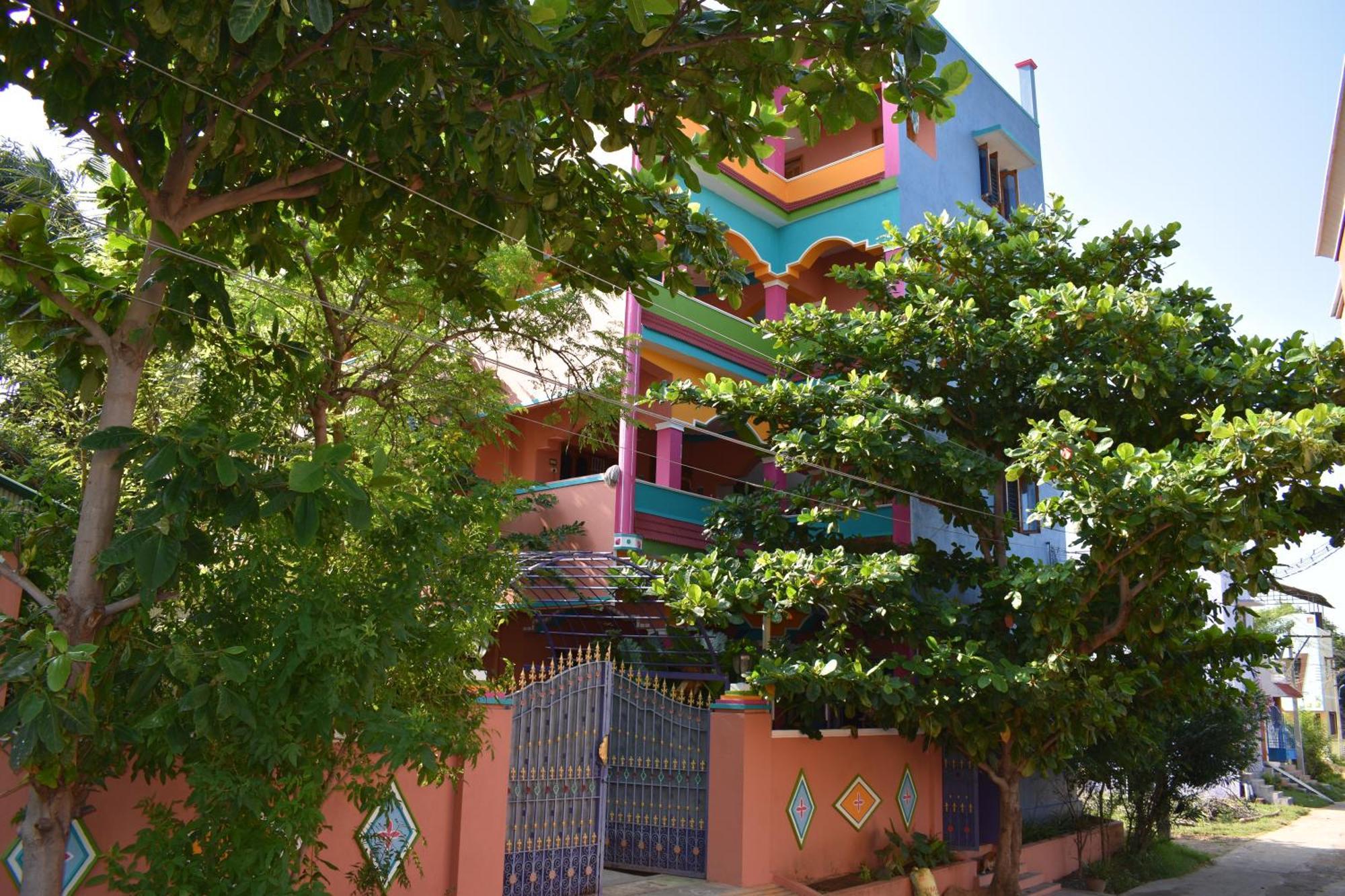 Rainbow Guest House Tiruvannāmalai Екстериор снимка