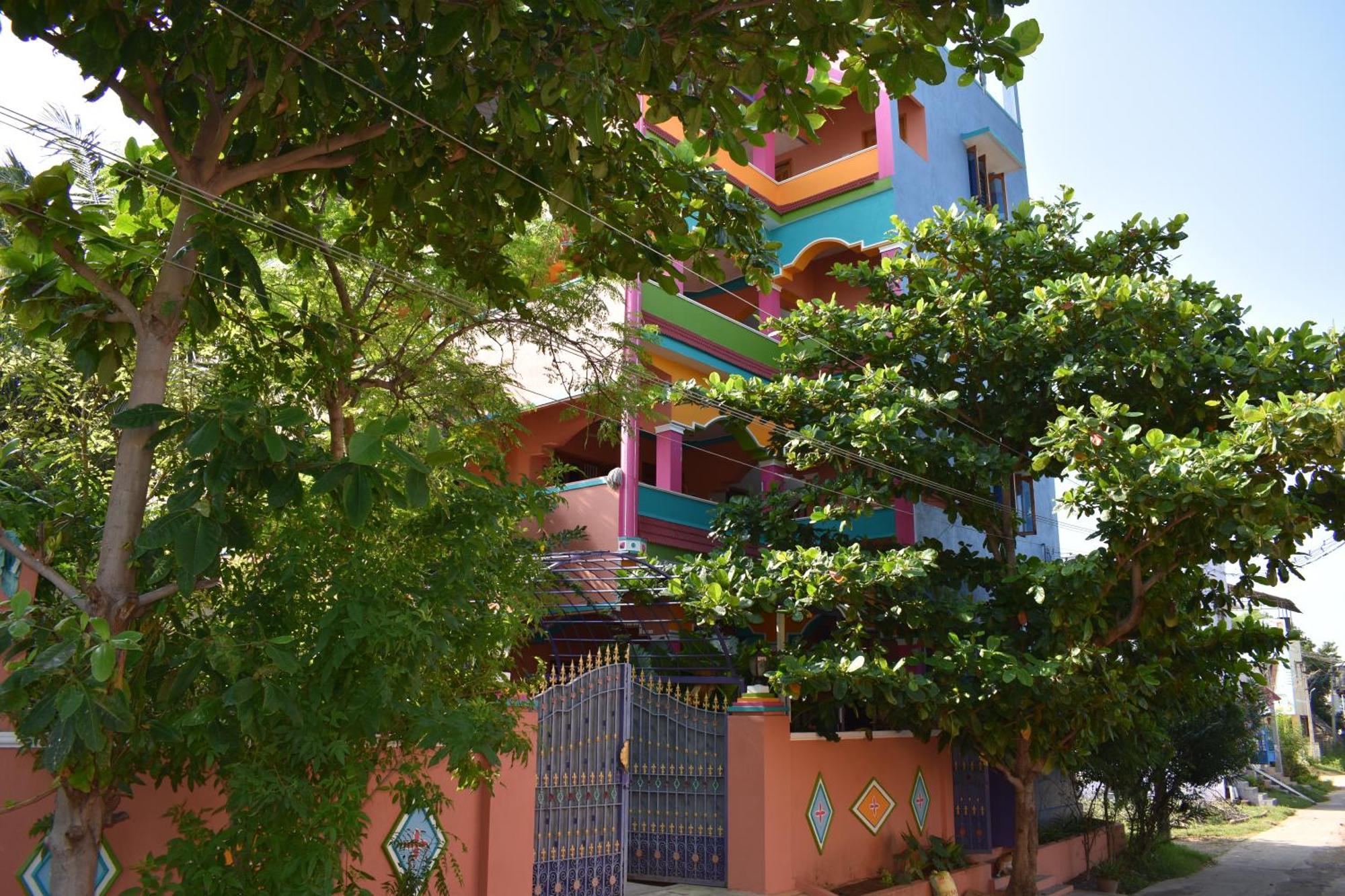 Rainbow Guest House Tiruvannāmalai Екстериор снимка