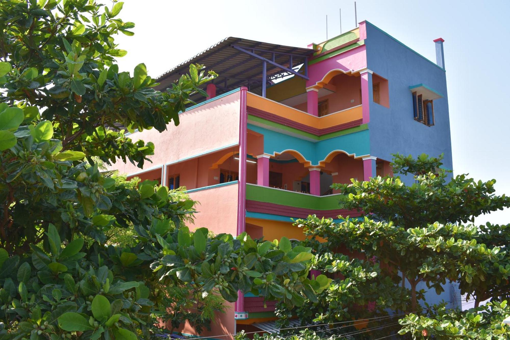 Rainbow Guest House Tiruvannāmalai Екстериор снимка